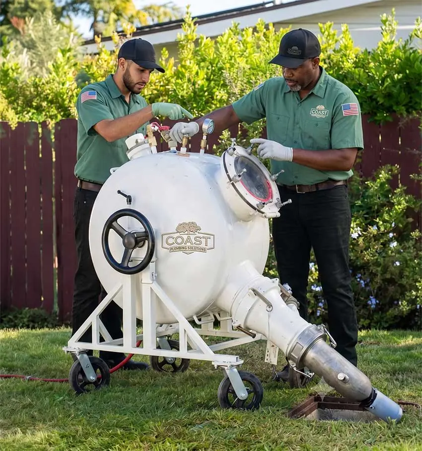 Trenchless sewer repair machine